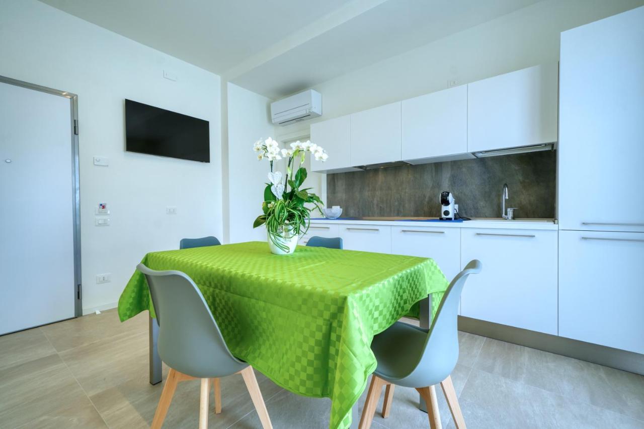 Appartamenti Da Mirella Lazise Buitenkant foto